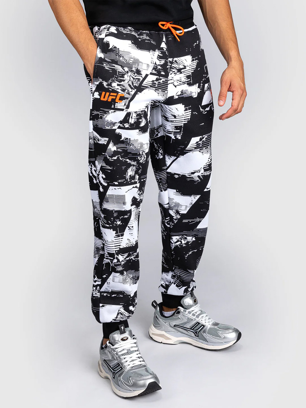 Брюки спортивные Venum UFC Zenith Fight Week Black/White/Orange