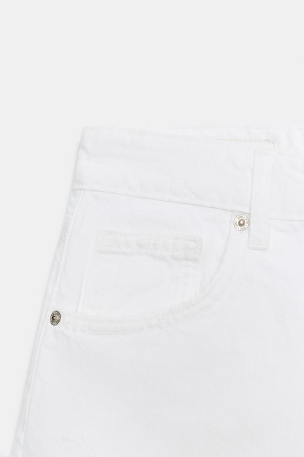 ZARA ДЖИНСОВЫЕ ШОРТЫ TRF С ВЫСОКОЙ ПОСАДКОЙ И РАЗРЫВАМИ, БЕЛЫЙ