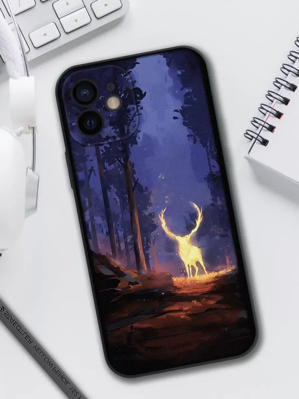 Чехол на iPhone 12 с принтом