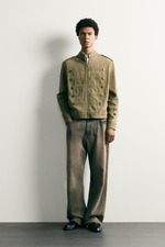 УКОРОЧЕННАЯ ДЖИНСОВАЯ КУРТКА С ПУГОВИЦАМИ — ZARA