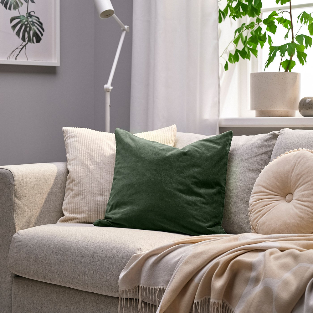 IKEA SANELA  (ИКЕА САНЕЛА)  -  Чехол на подушку - тёмно-зелёный 50х50 см