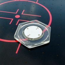Шайба для аэрохоккея LED "Atomic Top Shelf" (прозрачная, шестигранная, красный светодиод) D74 mm