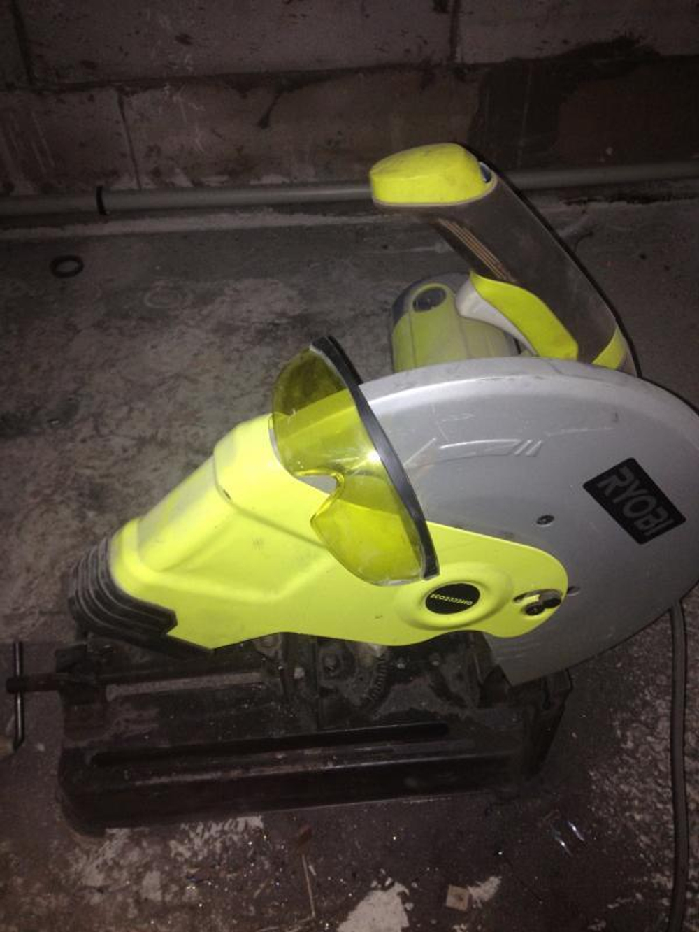 Отрезная пила Ryobi ECO2335HG 5133000704