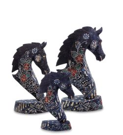 Decor and Gift 10-015 Фигурка «Лошадь» набор из трех 25,20,15 см (батик, о.Ява)