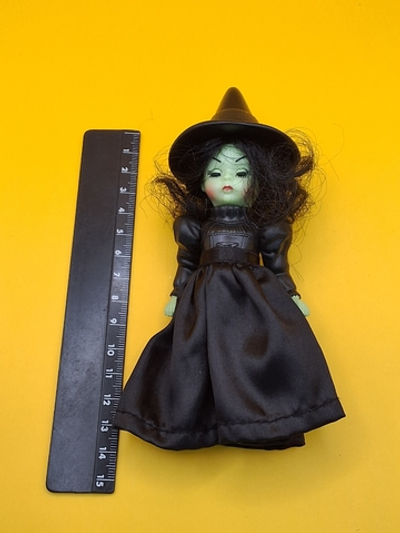 Коллекционная кукла Madame Alexander McDonalds 032211