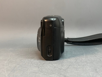 Yashica Zoomate 70