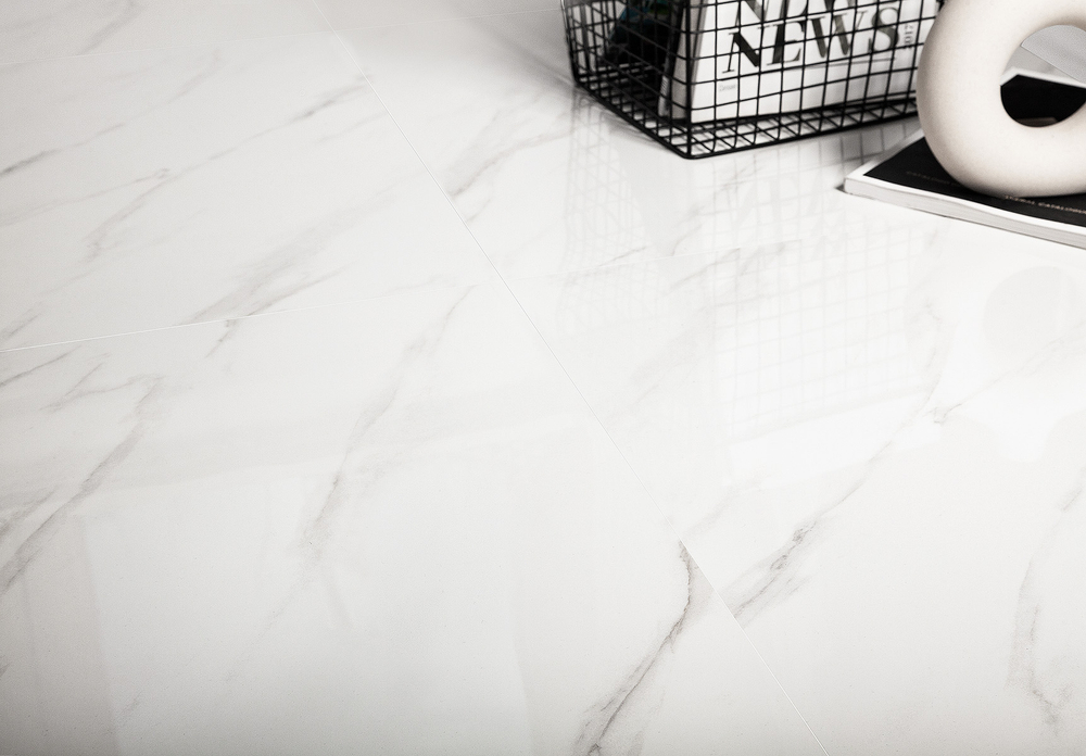 SATUARIO PLATINA 60x60 POLISHED