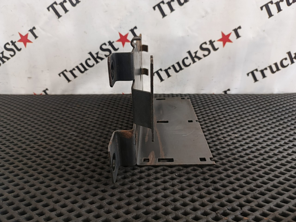 Кронштейн блока управления шасси