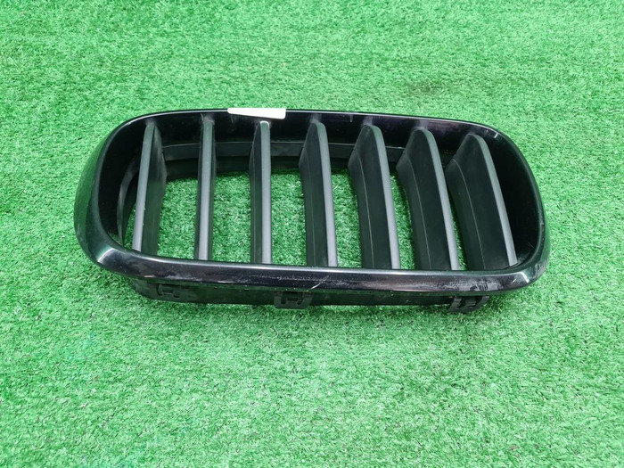 Решетка радиатора правая BMW X5 F15 X6 F16 (13-18)