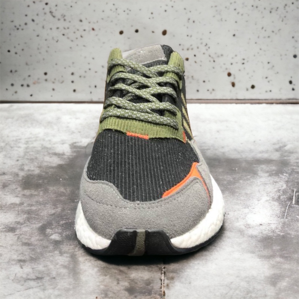 Adidas Nite Jogger • Black Khaki