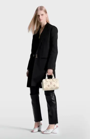 Сумка Louis Vuitton Speedy 20 с плечевым ремнем белый