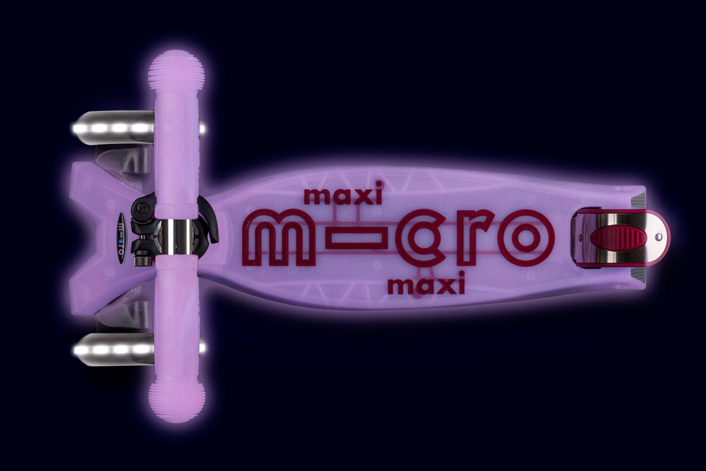 Самокат Maxi Micro Deluxe Glow (светящийся) LED яркий сиреневый