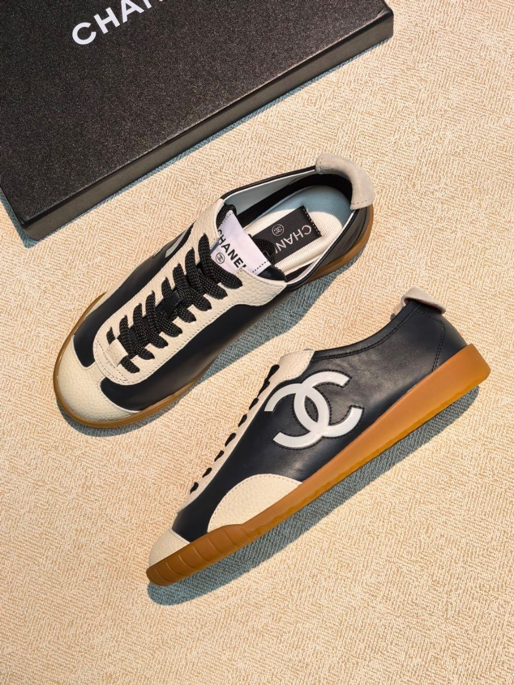 Кроссовки Chanel