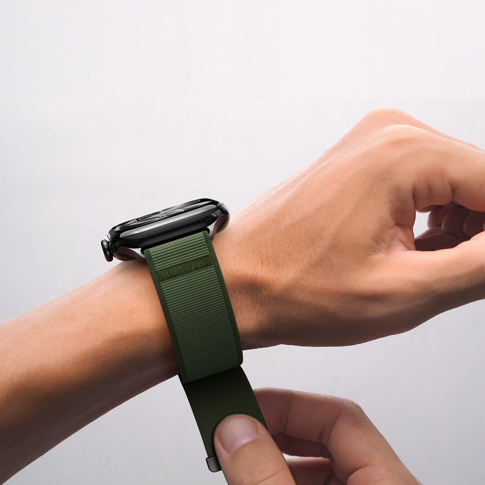 Ремешок зеленого цвета с магнитной фиксацией для смарт часов Apple Watch размером 38, 40, 41 и 42MM, серия Strap (YM Series) от Dux Ducis