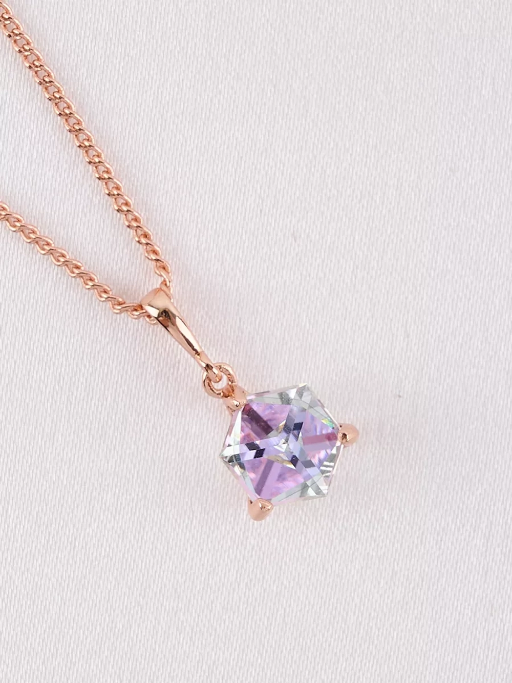 Кулон-кубик Миражи с сиреневым кристаллом Swarovski