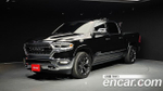 Dodge RAM Pickup 5.7 — 2021
