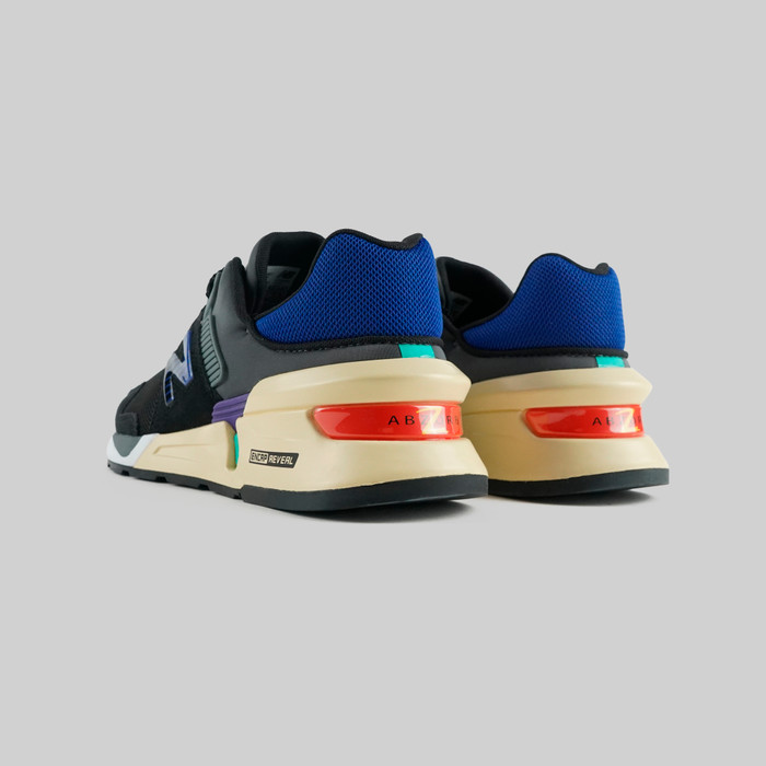 Кроссовки New Balance MS997JEC Outdoor Pack артикул:MS997JEC/D - купить в магазине Дайс