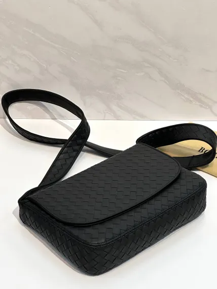 Сумка через плечо Bottega Venetta, чёрный