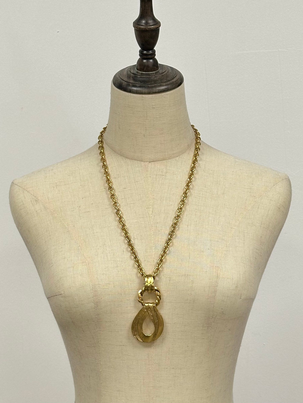 Кулон Yves Saint Laurent