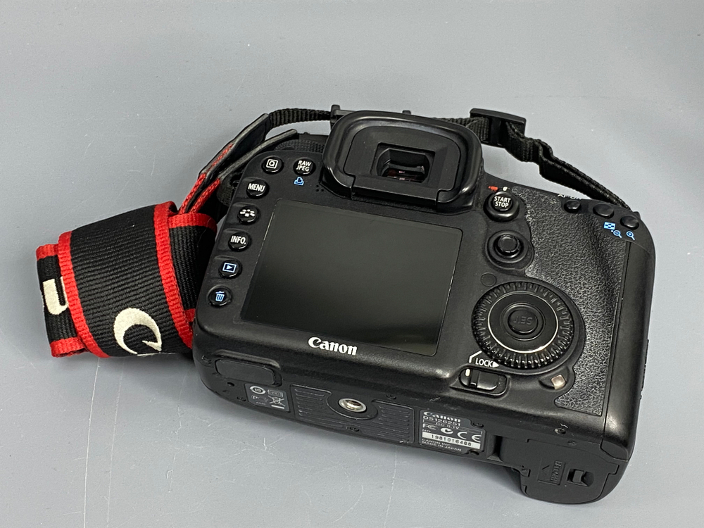 Canon EOS 7D