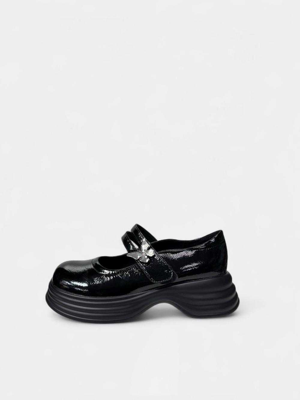 Лаковые туфли в стиле Мэри Джейн