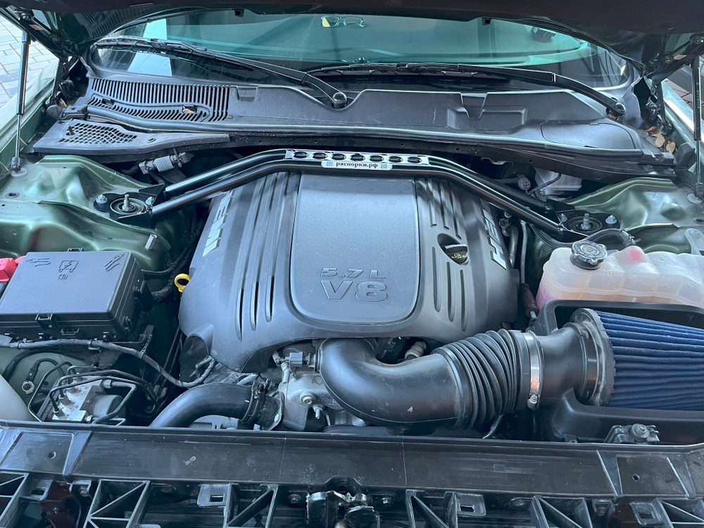 Распорка передних стоек (стаканов) Chrysler 300C, Dodge Challenger 3 (ПОД ЗАКАЗ)