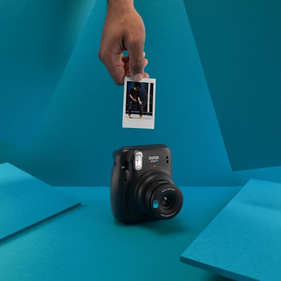 Fujifilm instax Mini 11 Instant camera Black