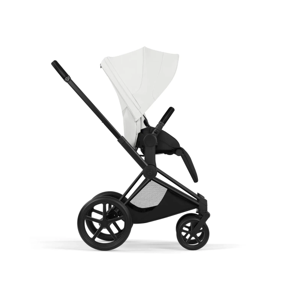 Детская коляска Cybex Priam V Style 2 в 1 Off White на шасси Matt Black