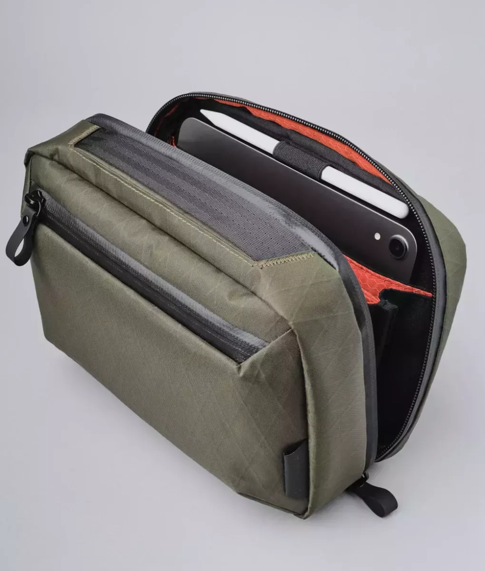Сумка-несессер Alpaka Elements Tech Case Max