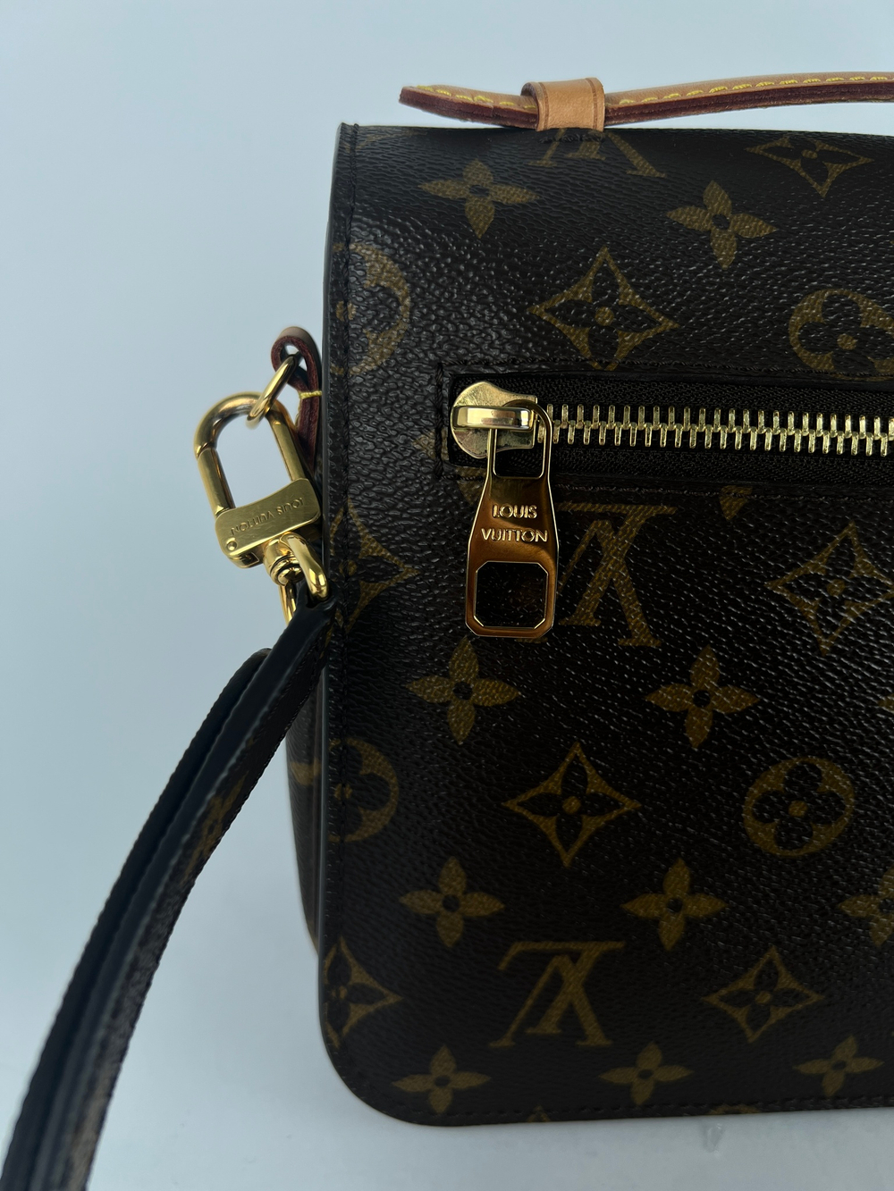 Сумка Louis Vuitton Pochette Metis