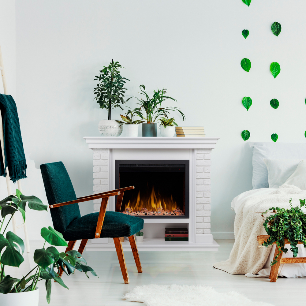 Каминокомплект Real Flame Brixton 25,5 WT с очагом Saphir 25,5