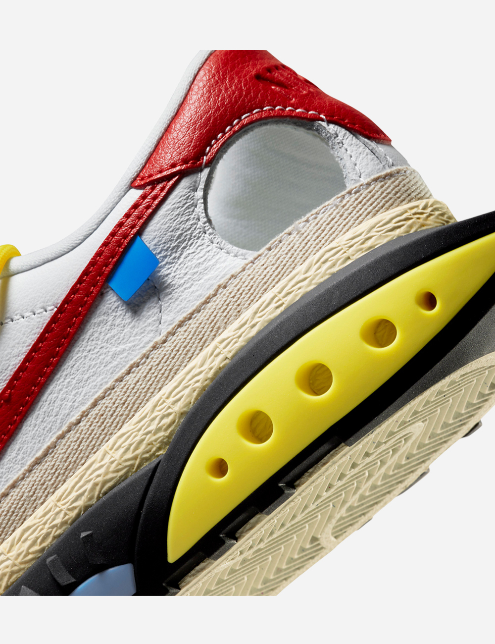 Off-White x Nike Blazer "White and University Red"