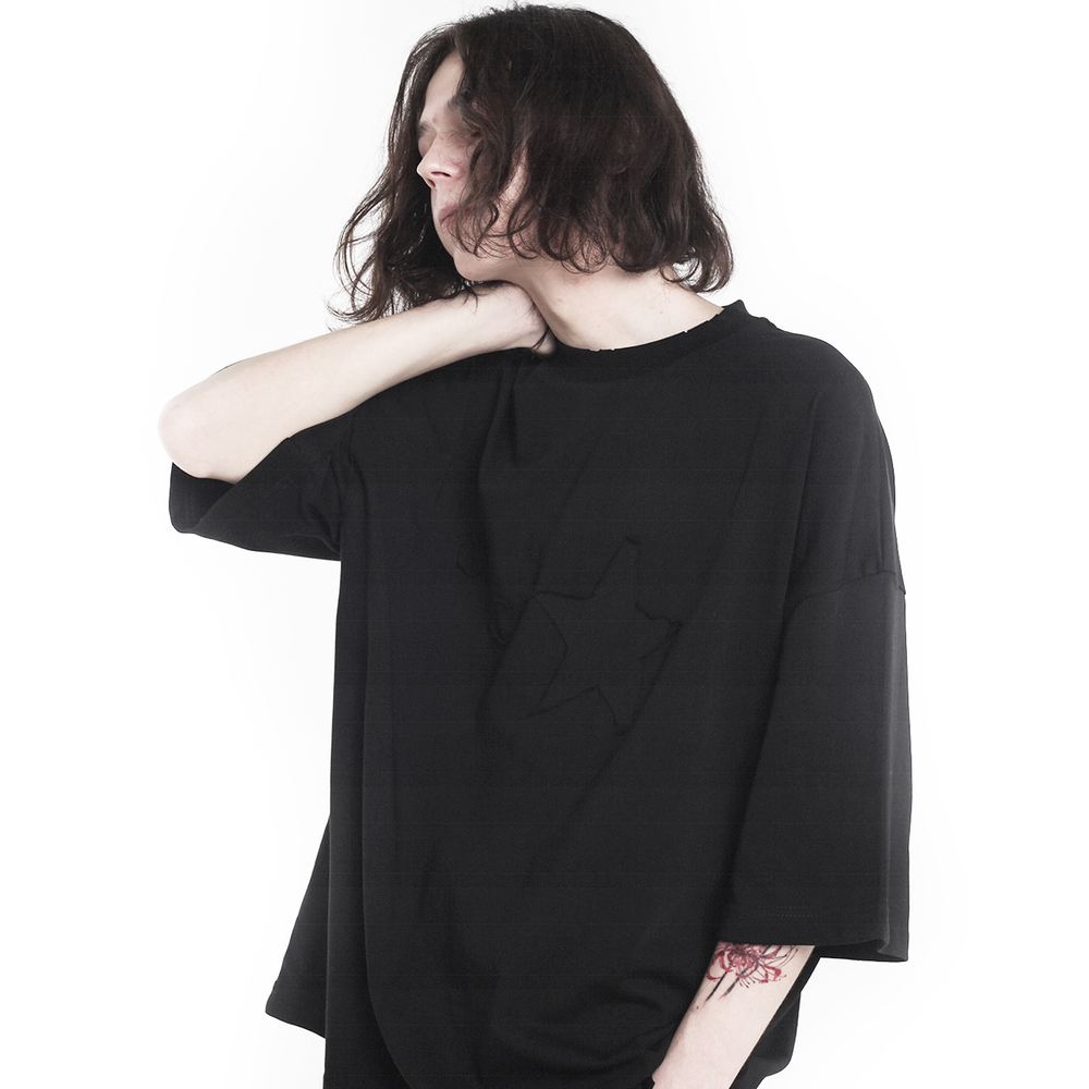 T-Shirt «BLACK STAR»