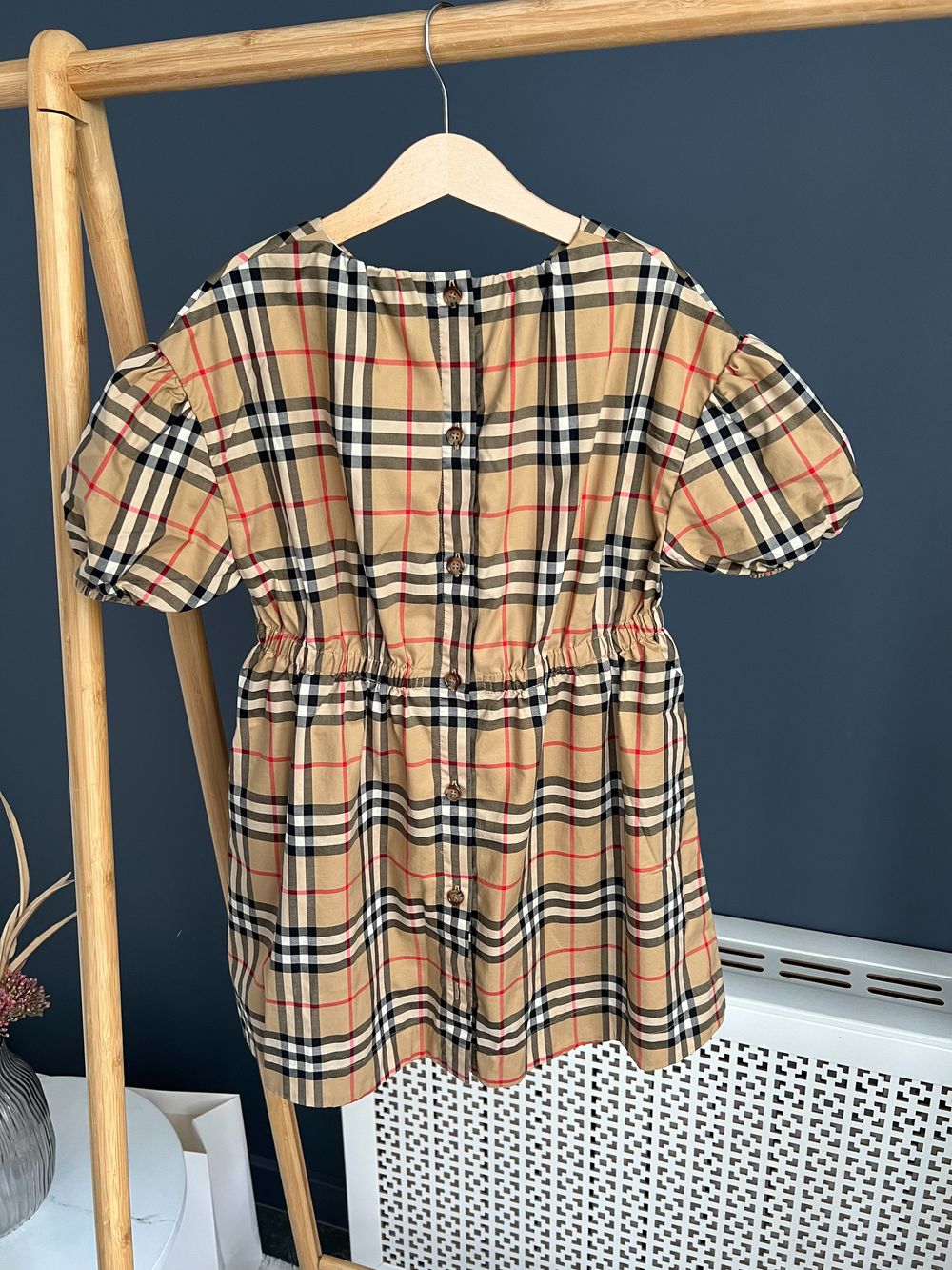Платье Burberry, 128