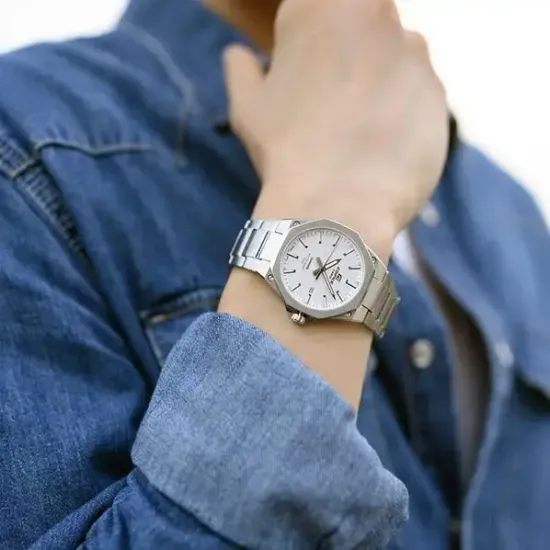 Наручные часы Casio Edifice EFR-S108D-7AVUDF