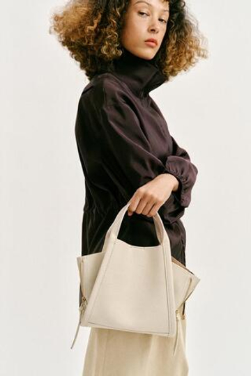 ZARA СУМКА CITY С ПЛЕЧЕВЫМ РЕМНЕМ, ЭКРЮ