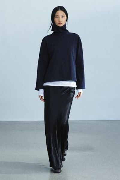 ТОЛСТОВКА С ВЫСОКИМ ВОРОТНИКОМ — ZARA