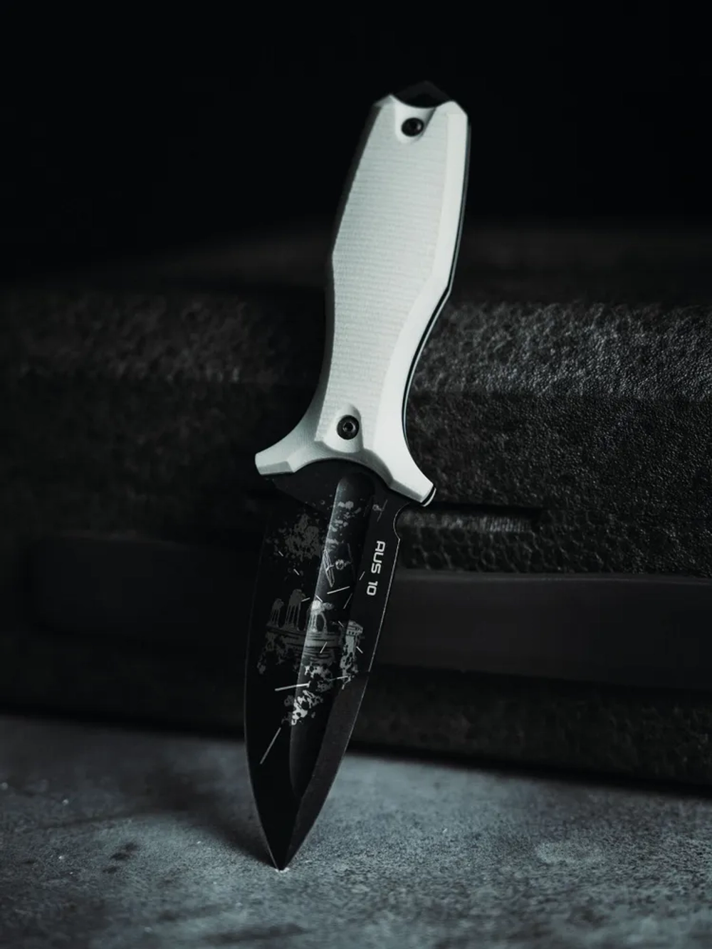 Нож NC Custom GRAVE LE Stormtrooper (AUS-10 BSW, G10 White)