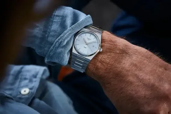 Женские часы Tissot T137.210.11.351.00