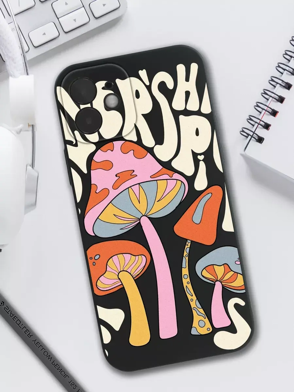 Чехол на iPhone 12 с принтом
