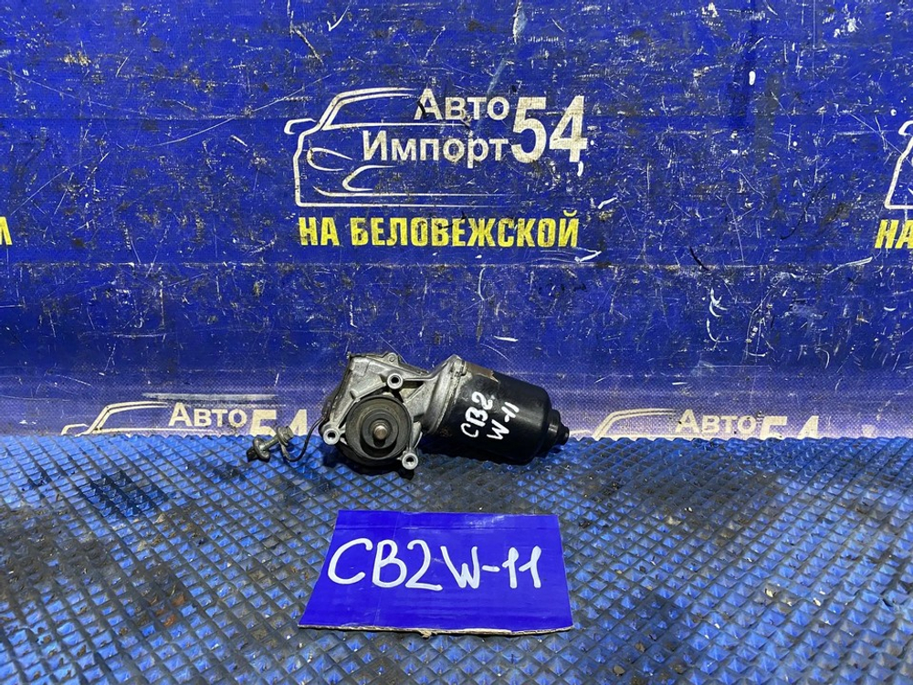 Моторчик переднего дворника MITSUBISHI LIBERO 2001