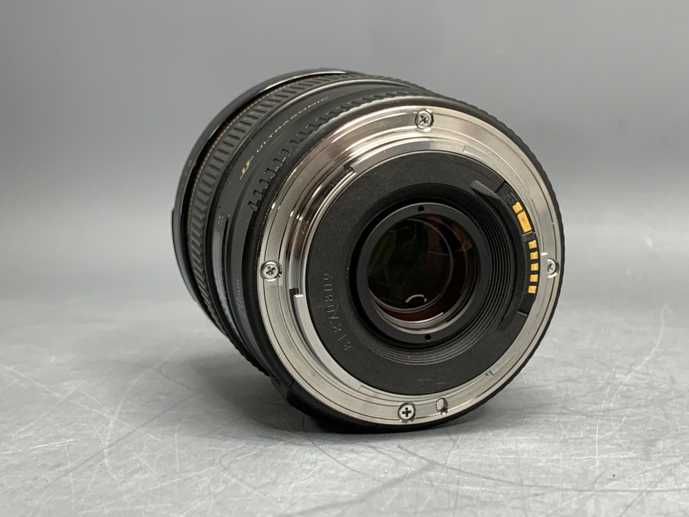 Canon EF 20mm 2.8 USM