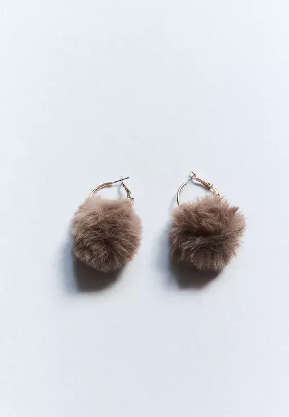 STRADIVARIUS Серьги-кольца с помпоном из искусственного меха, коричневый