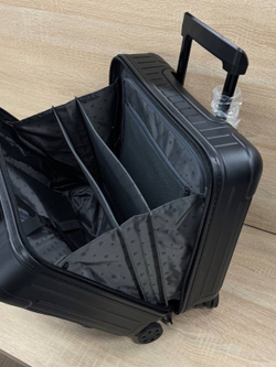 Дорожный чемодан Rimowa