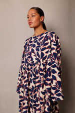 Платье с открытой спиной