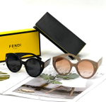 Солнцезащитные очки Fendi