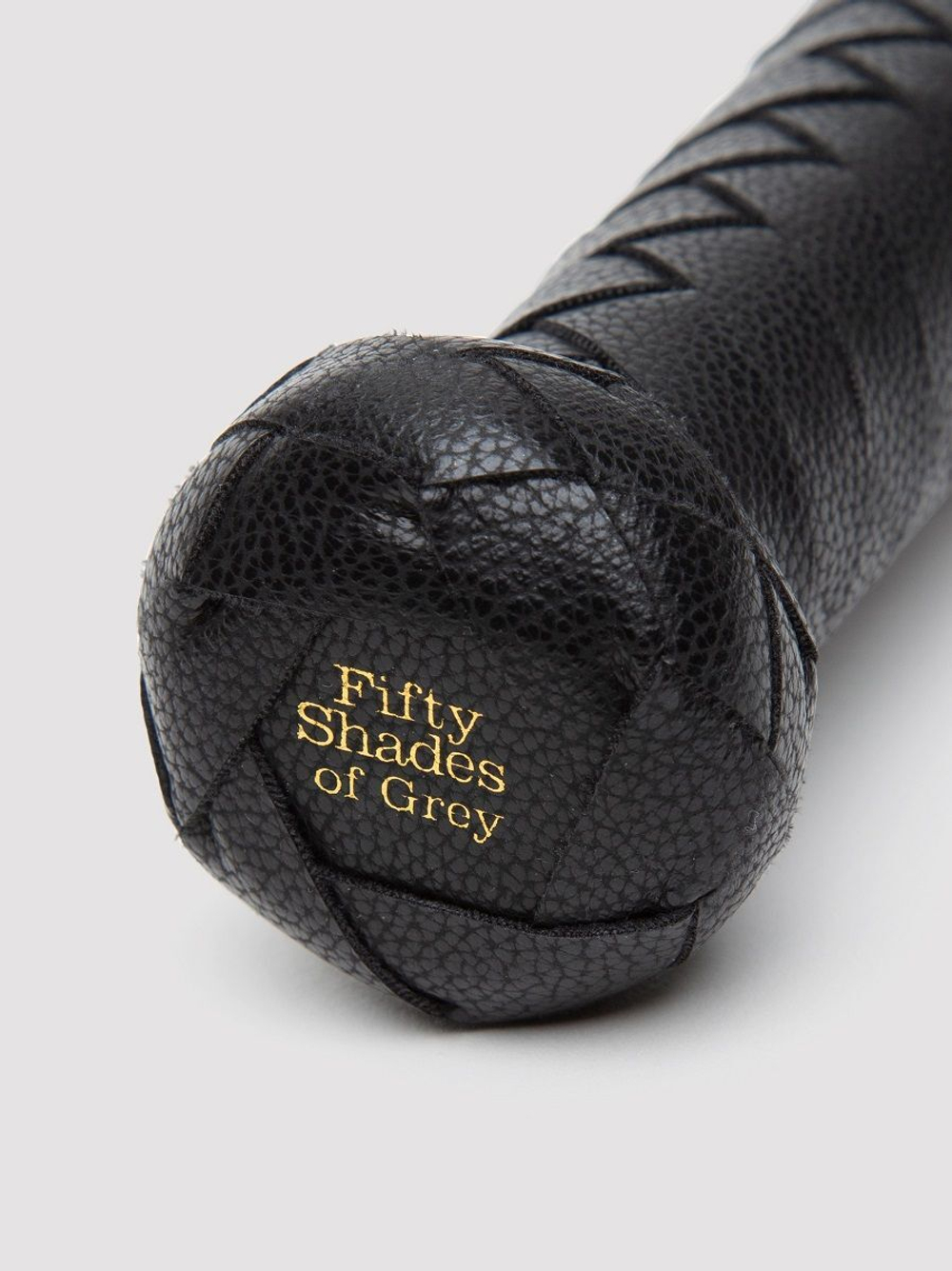 Черный кожаный флоггер Bound to You Faux Leather Flogger - 63,5 см.