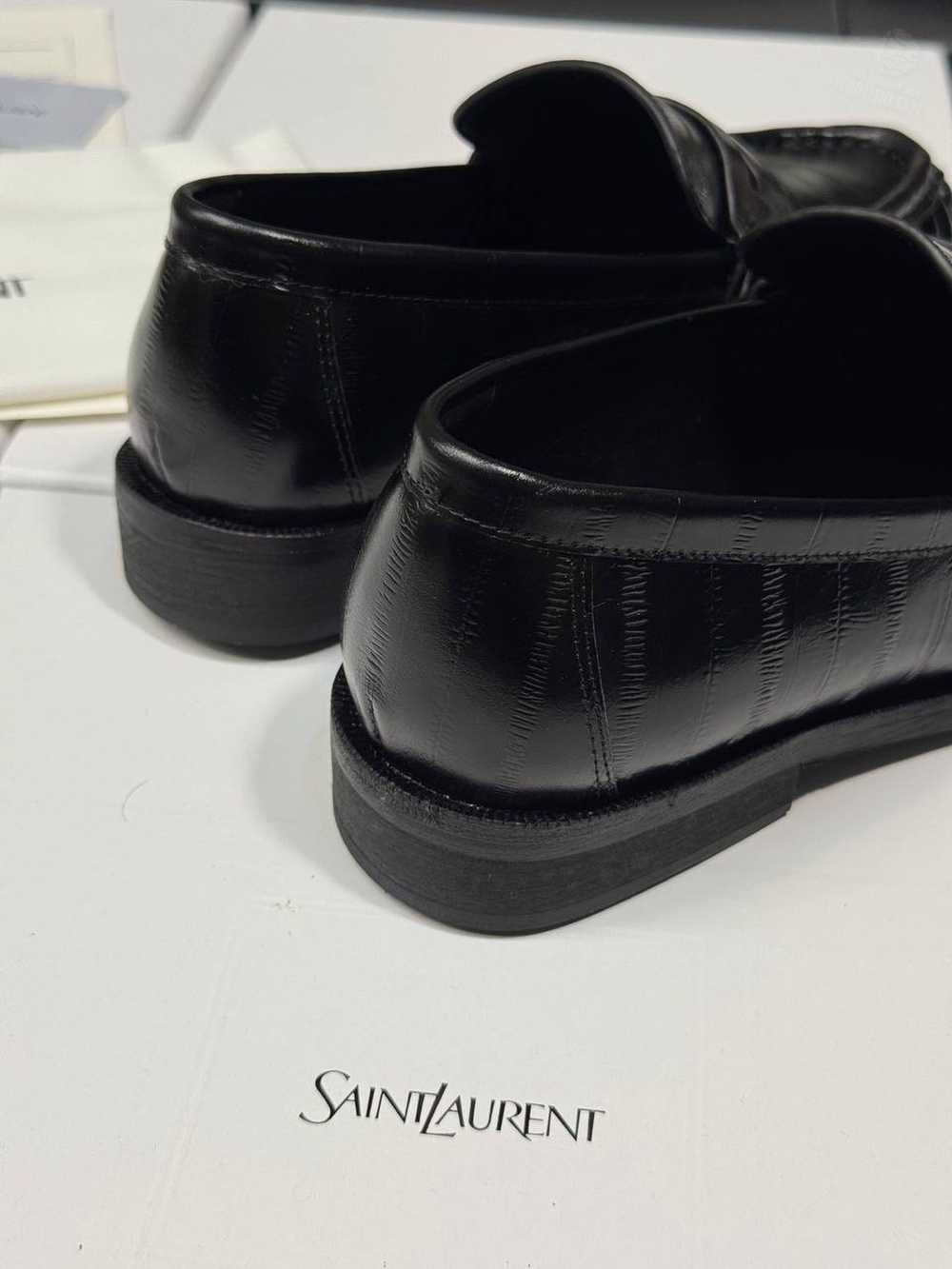 Лоферы Yves Saint Laurent Casandre
