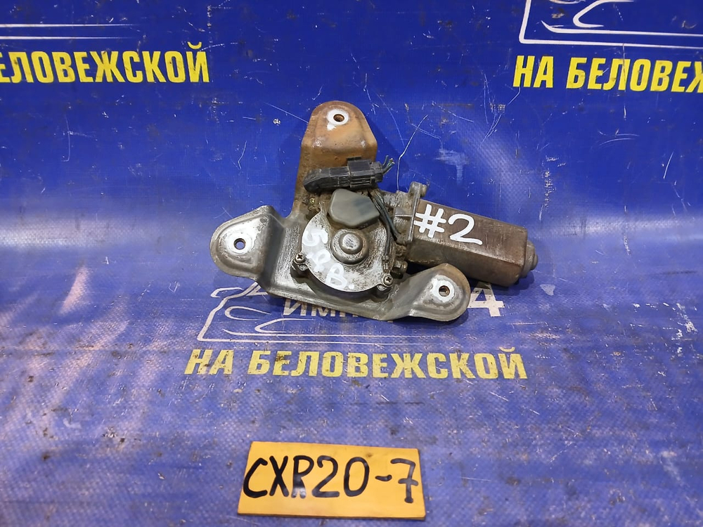 Моторчик заднего дворника TOYOTA ESTIMA 1995