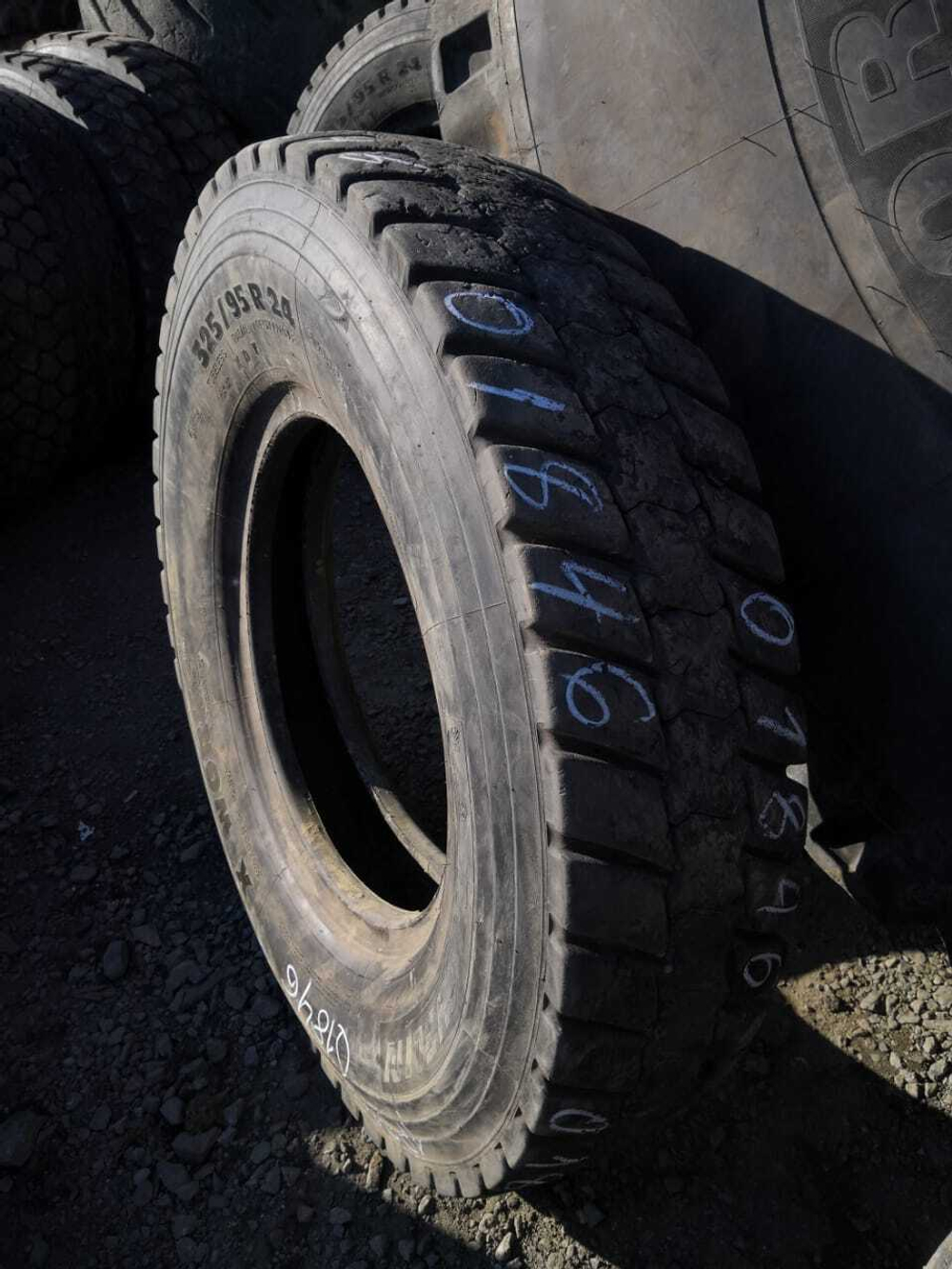 325/95R24 Michelin X WORKS XDY шина б/у